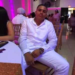 Meet your Posher, Jeremiah